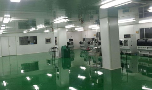 整潔的無塵室工程​.png